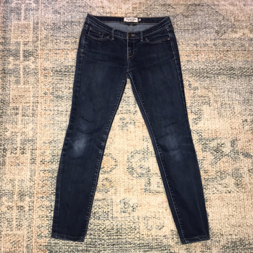 Abercrombie & Fitch “Erin” Straight Leg Jeans